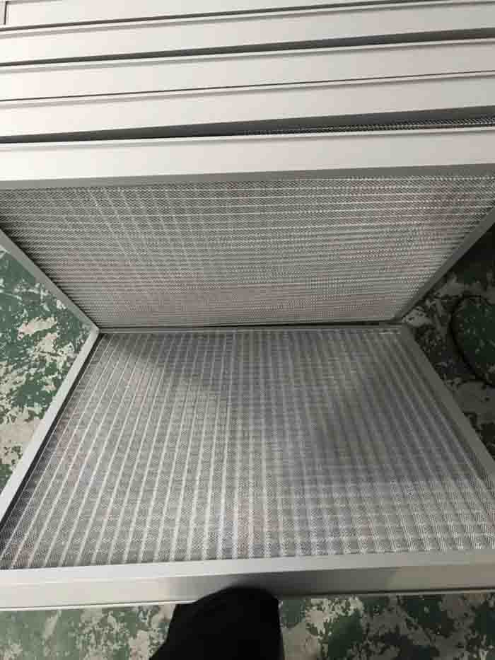 金屬網(wǎng)過濾器濾料：金屬網(wǎng)、鋁網(wǎng)或不銹鋼絲網(wǎng)