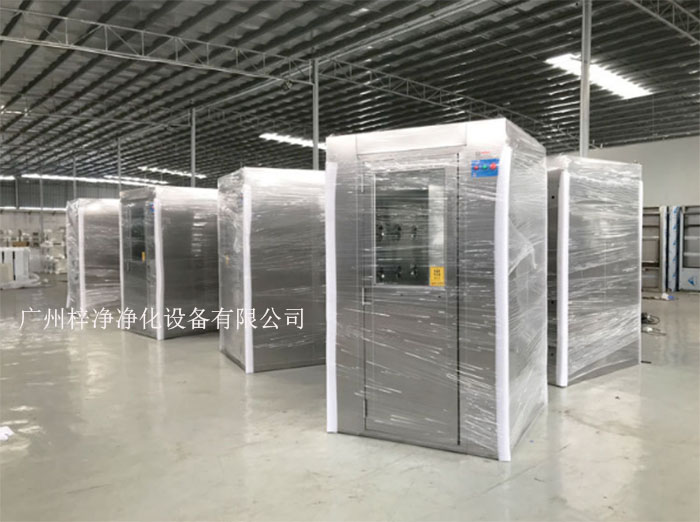 全不銹鋼風(fēng)淋室通道在多個行業(yè)具有廣泛的應(yīng)用場景 全不銹鋼風(fēng)淋室通道在多個行業(yè)具有廣泛的應(yīng)用場景